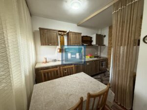ODLIČAN STAN OD 47 M² SA DVORIŠTEM I PODRUMOM