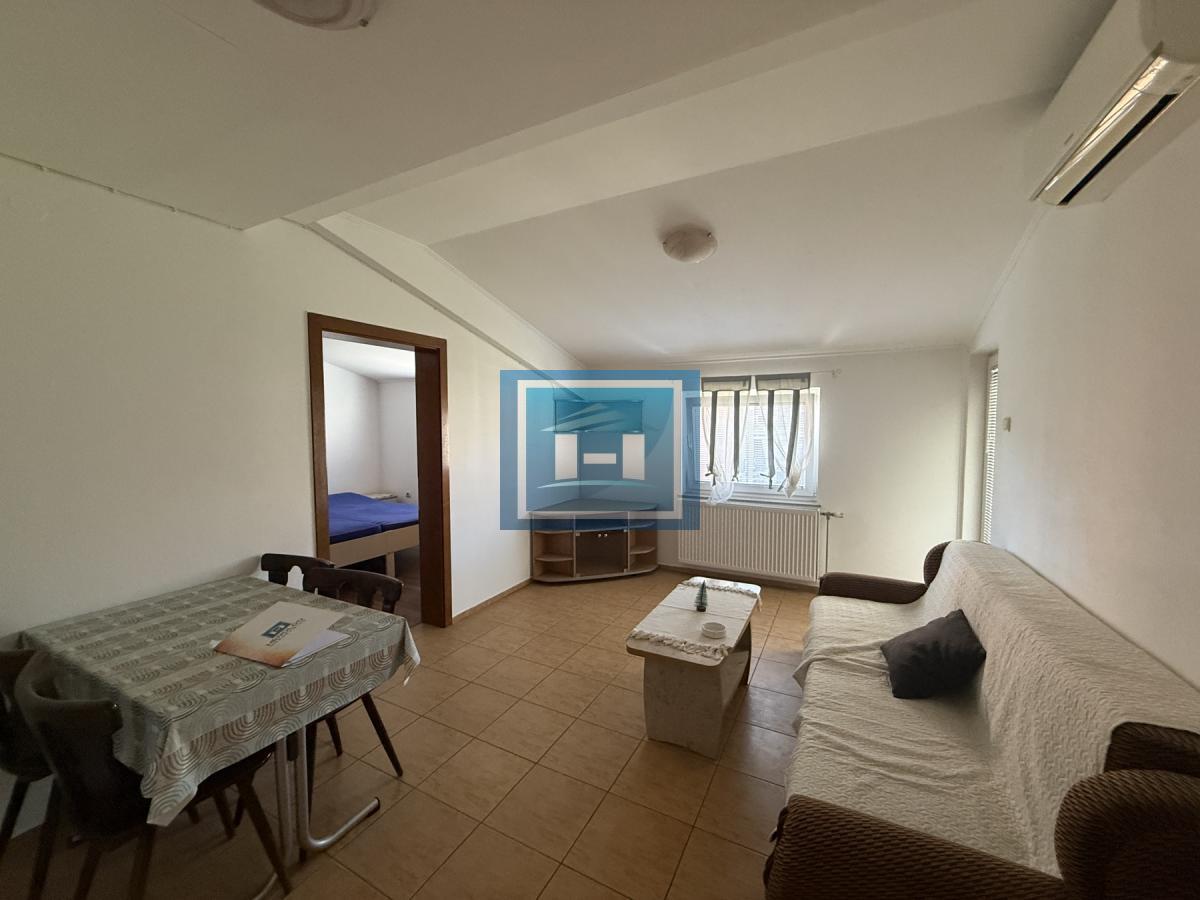 Dvosoban stan 53m² u centru grada