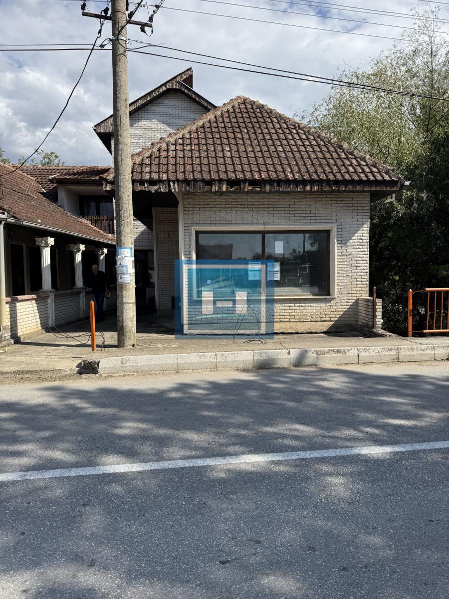 ODLIČNA INVESTICIONA PRILIKA U SUPSKOJ – POSLOVNI I STAMBENI PROSTOR ZA 38.000 €!