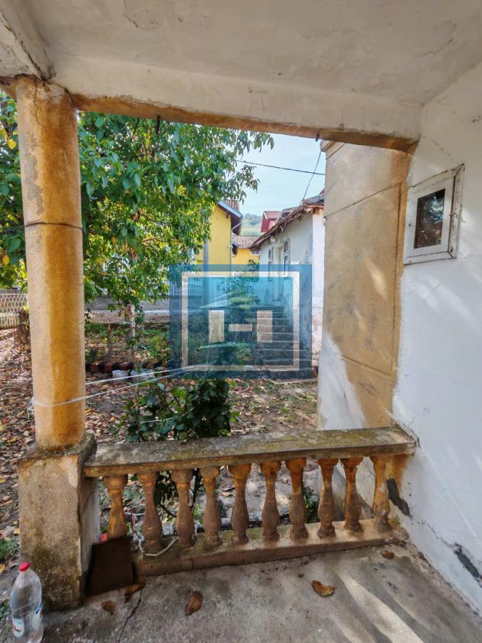 Na prodaju seosko domaćinstvo u Donjoj Mutnici kod Paraćina
