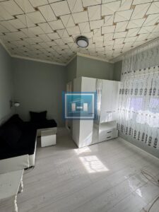 RENOVIRAN I SPREMAN ZA USELJENJE – VAŠ KUTAK U RESAVICI!