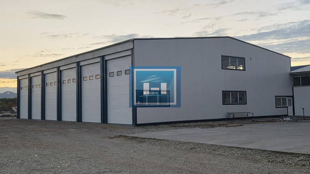IZDAJEMO HALU OD 675 m² NA TOP LOKACIJI – IDEALNA ZA OZBILJNO POSLOVANJE!
