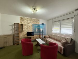 ODLIČAN STAN OD 47 M² SA DVORIŠTEM I PODRUMOM