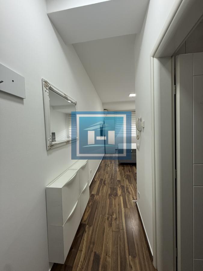NAMEŠTENA GARSONJERA 23 m² U STROGOM CENTRU JAGODINE