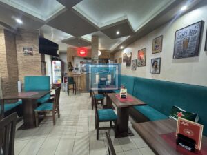 Razrađen lokal 42m2 sa baštom od 23m2