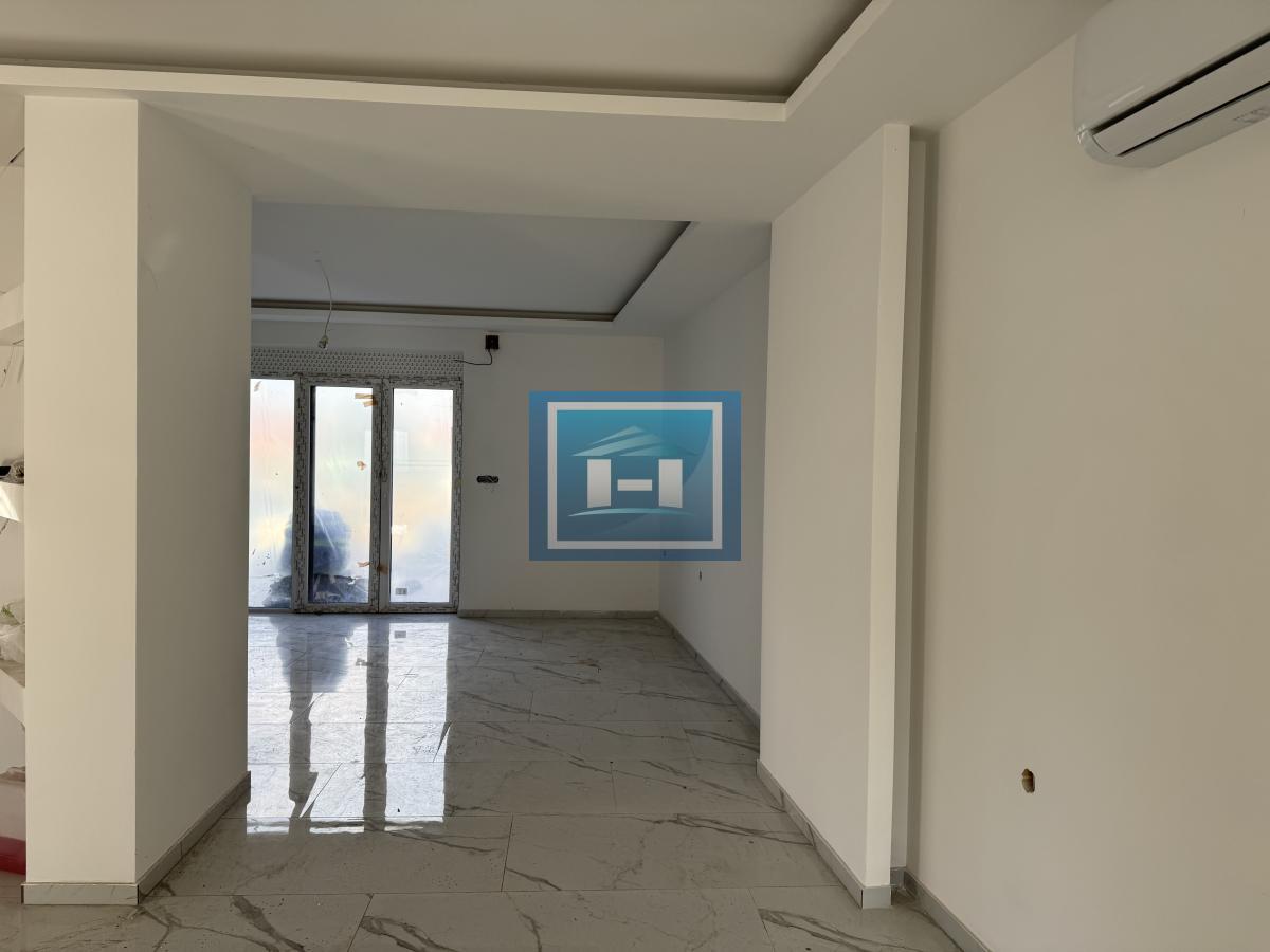 KUĆA KOJA MIRIŠE NA NOVO!