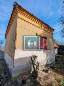 Na prodaju seosko domaćinstvo u Donjoj Mutnici kod Paraćina