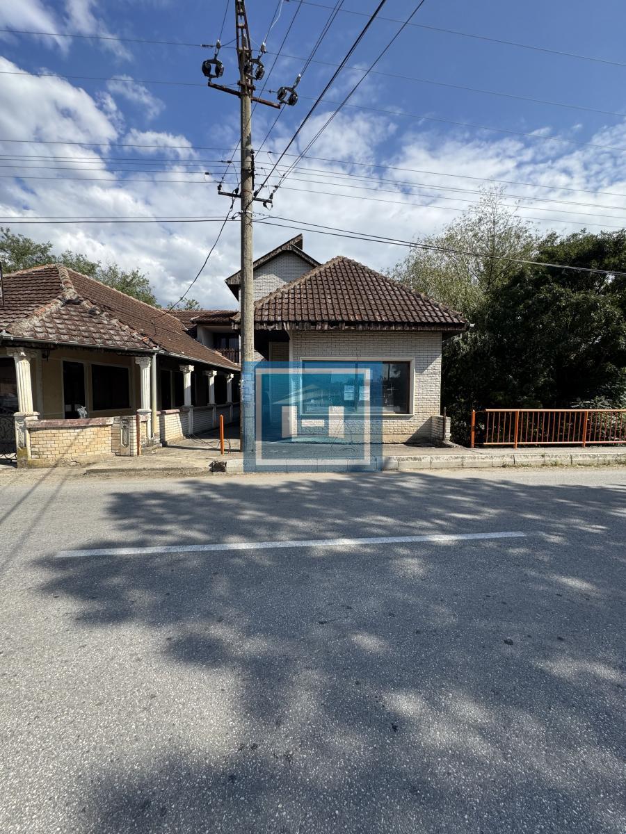 ODLIČNA INVESTICIONA PRILIKA U SUPSKOJ – POSLOVNI I STAMBENI PROSTOR ZA 38.000 €!
