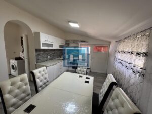 RENOVIRAN I SPREMAN ZA USELJENJE – VAŠ KUTAK U RESAVICI!
